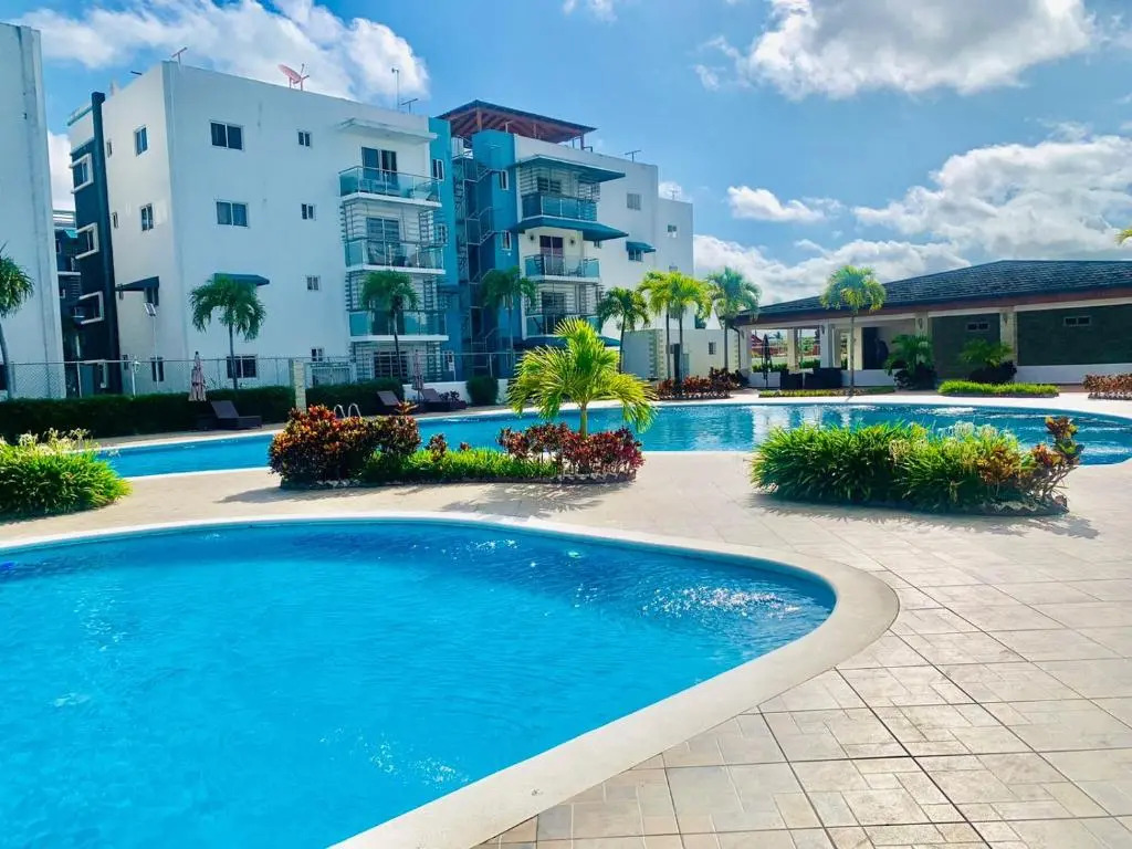 Súper apartamento con piscina