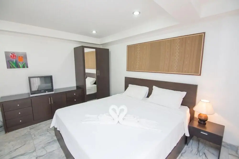 Golden Lion Guesthouse