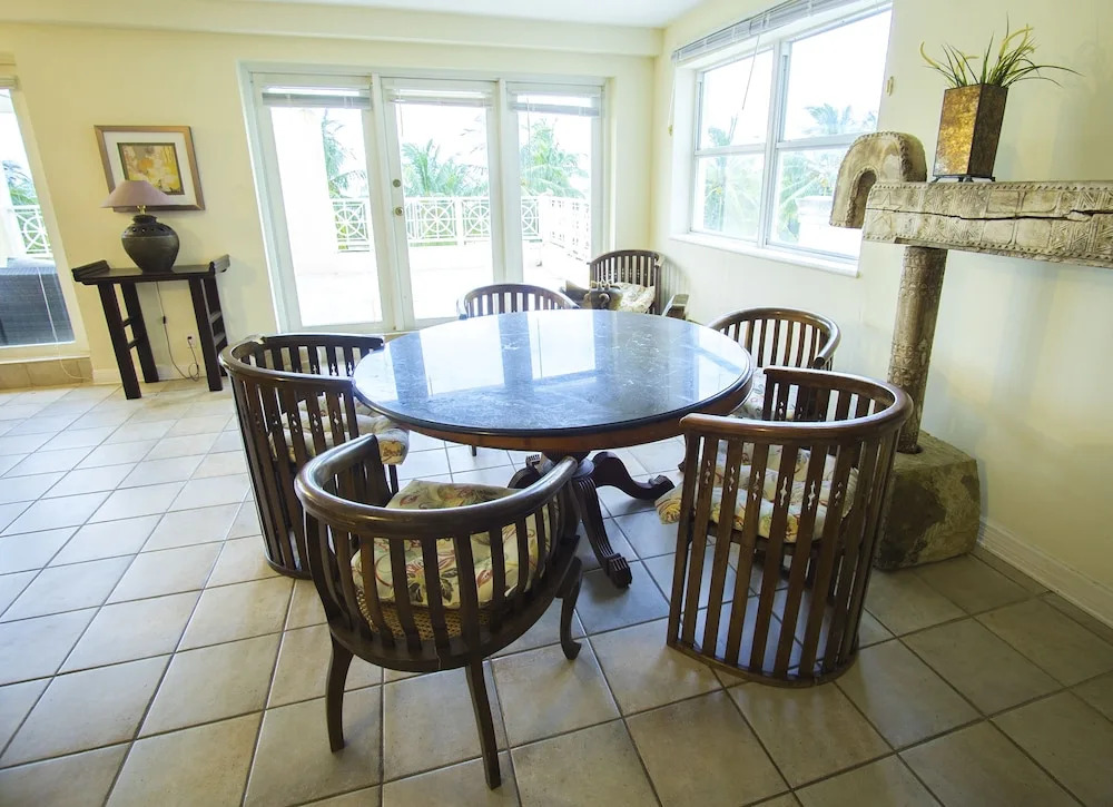 SoBe Ocean Dr. 3 Bedroom Penthouse