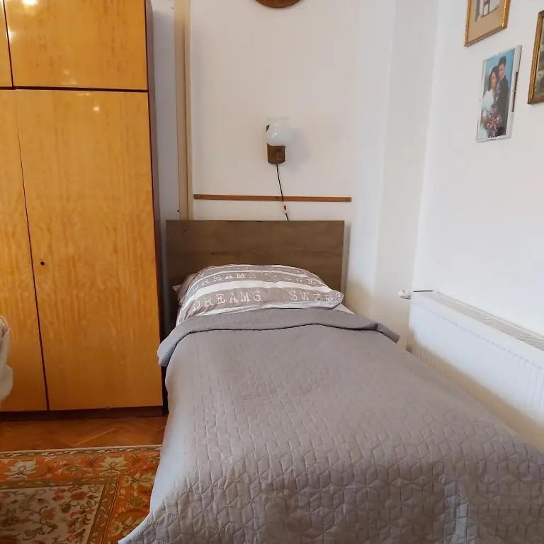 Nagyiék háza / Granny's House