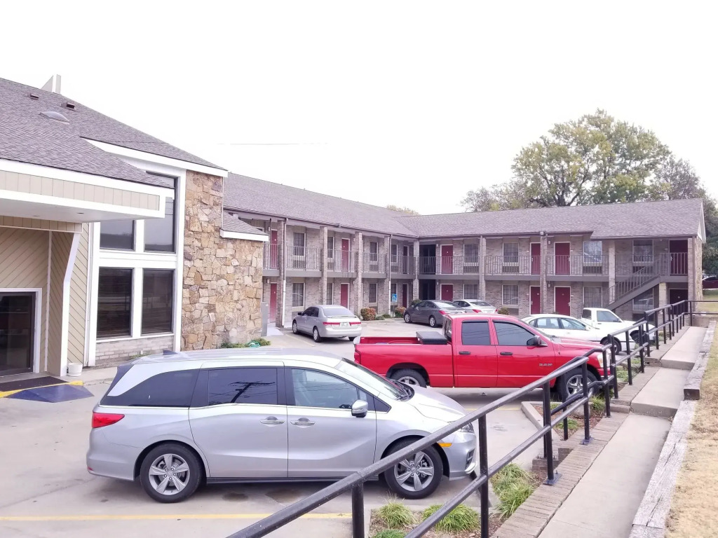 Best Western Raintree Inn
