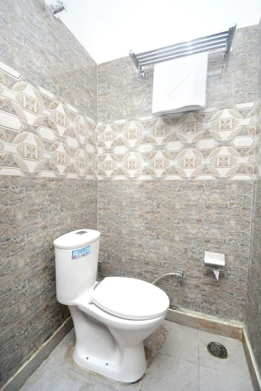 OYO 30743 Hotel Himalayan