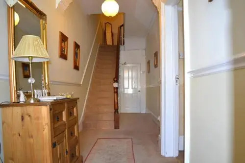 The Moorfield Hotel-Bed and Breakfast