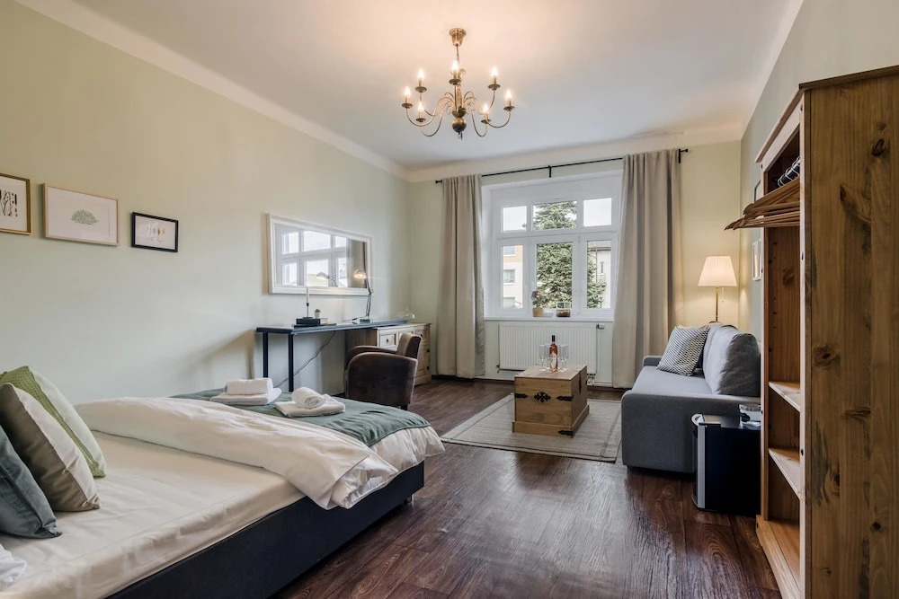 APT with sunny garden Prague by Michal&Friends