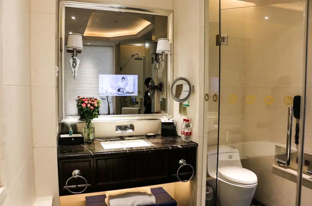 Hangzhou Bay Universal Hotel