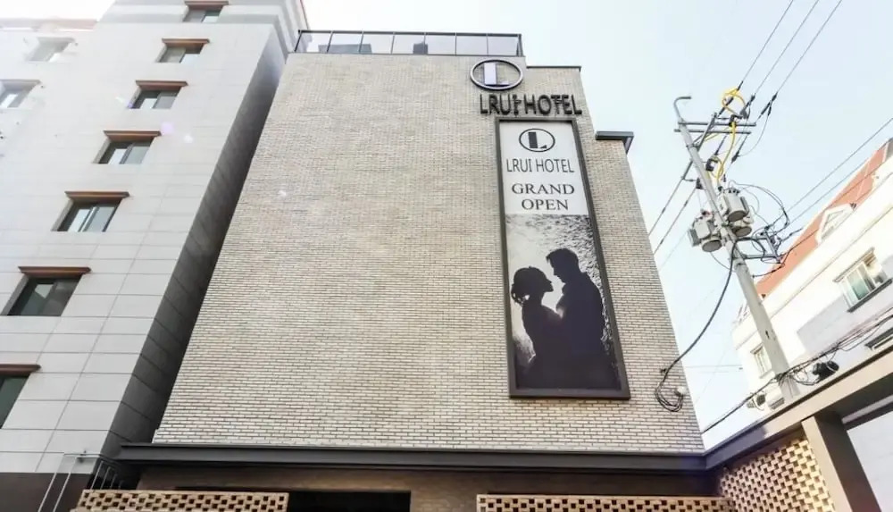 Lrui Motel
