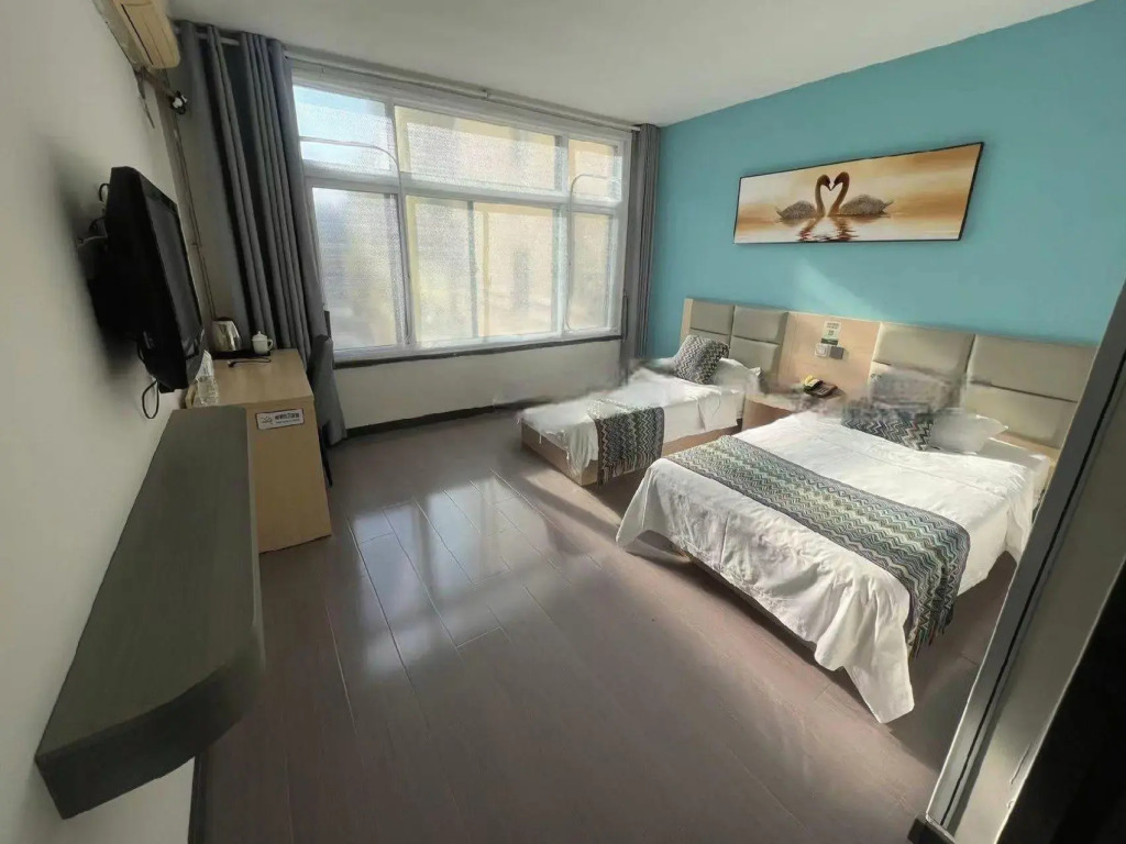 Super 8 Hotel Qingdao Golden Beach Changjiang Road