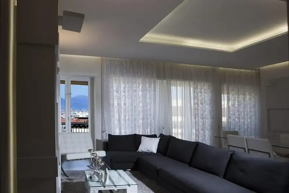 Crystal Skyline Neapolis