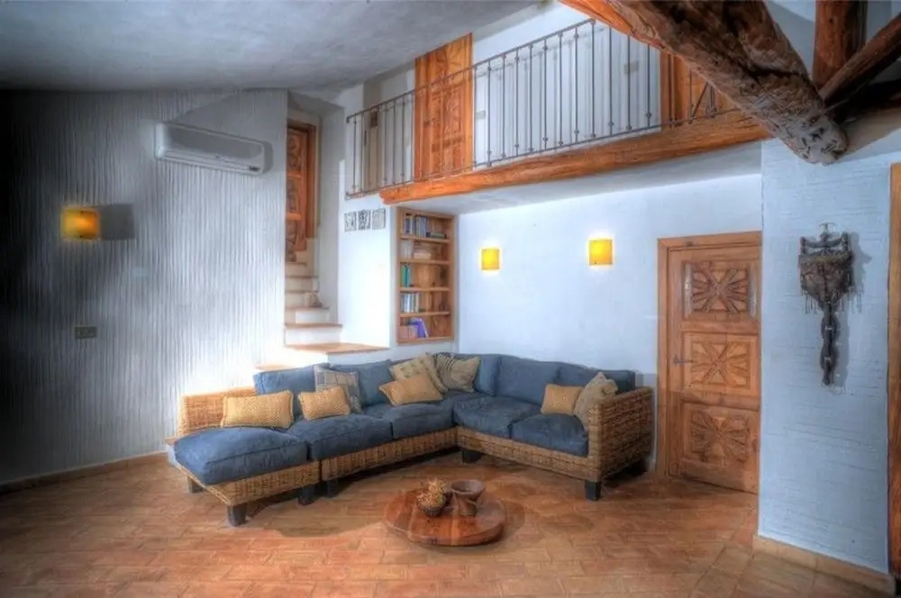 House With 4 Bedrooms in Punta Molara, With Wonderful sea View and Enclosed Garden Near the Beach