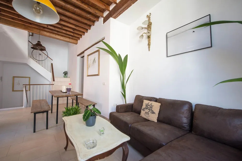 Viento Apartment