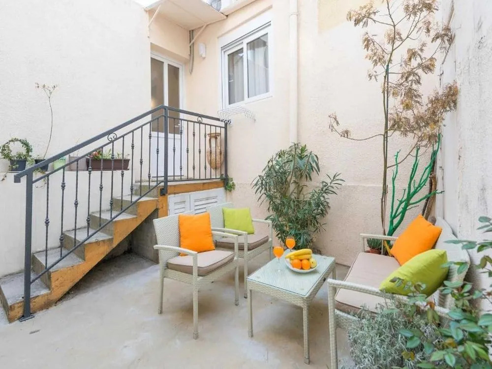 Green Magic Apartments