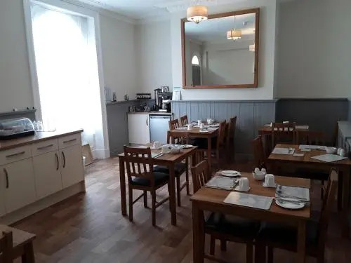 Phoenix Court Hotel