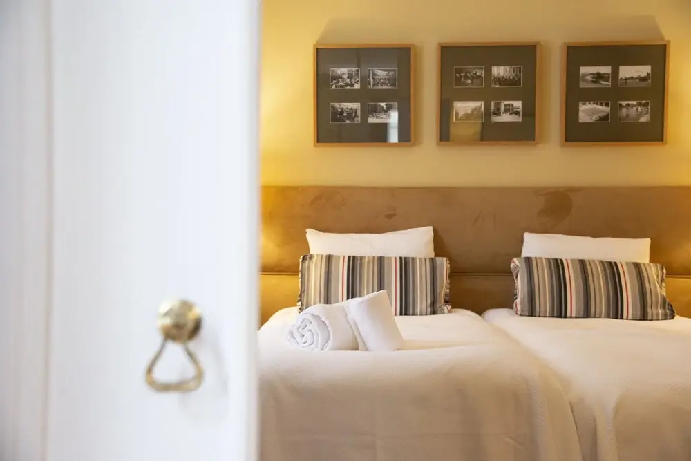 ALTIDO Exquisite 2BR home w/ balcony in Lapa