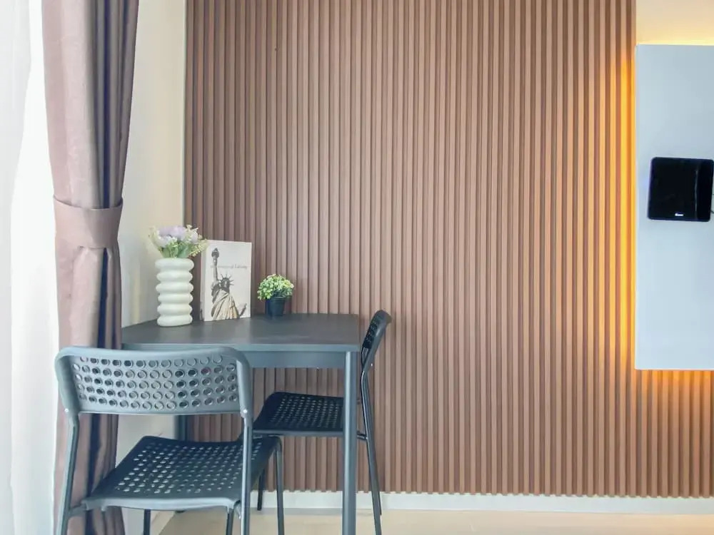 Studio Room Near Kalideres Station At Daan Mogot City Apartment
