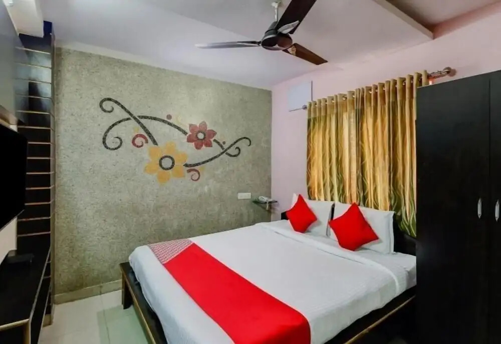 Hotel Maruthi Residency Inn L B Nagar