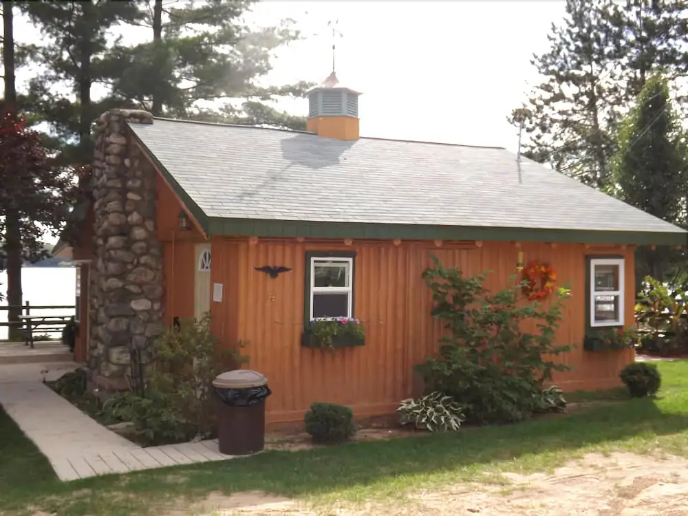 Crooked Lake Resort Cabin 4 (Eagles Nest) Holiday home 3 BestStayz.1