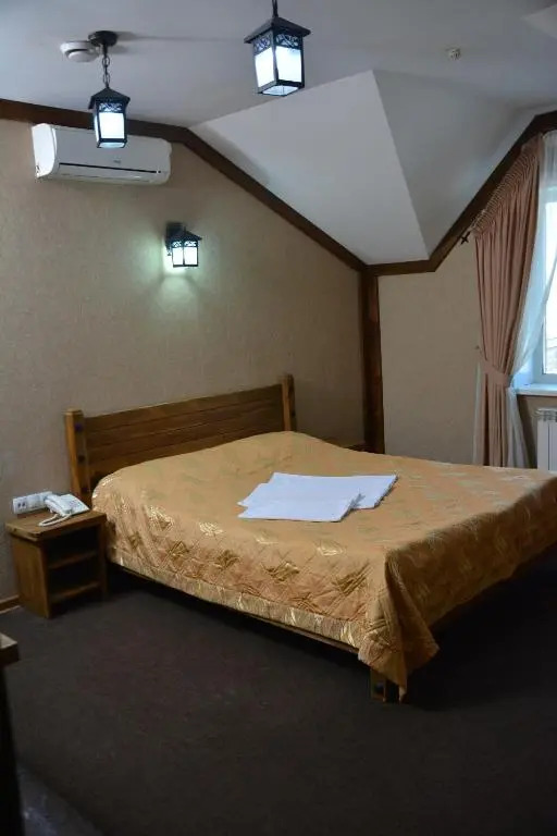 Tropicana Inn