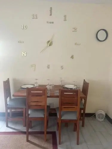 @Jackie’s Avondale 2 bed flat at Harrow court