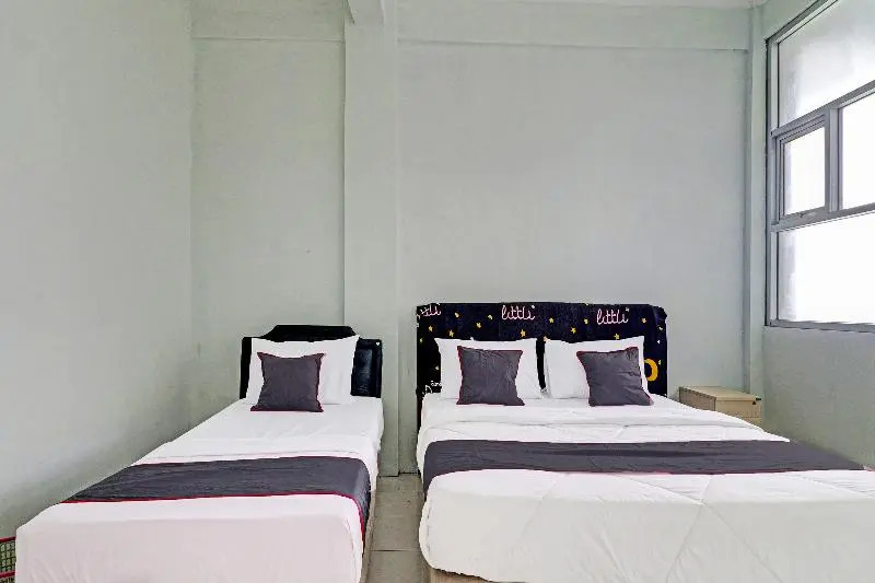 RedDoorz Syariah at Neu Hostel Cisarua Lembang