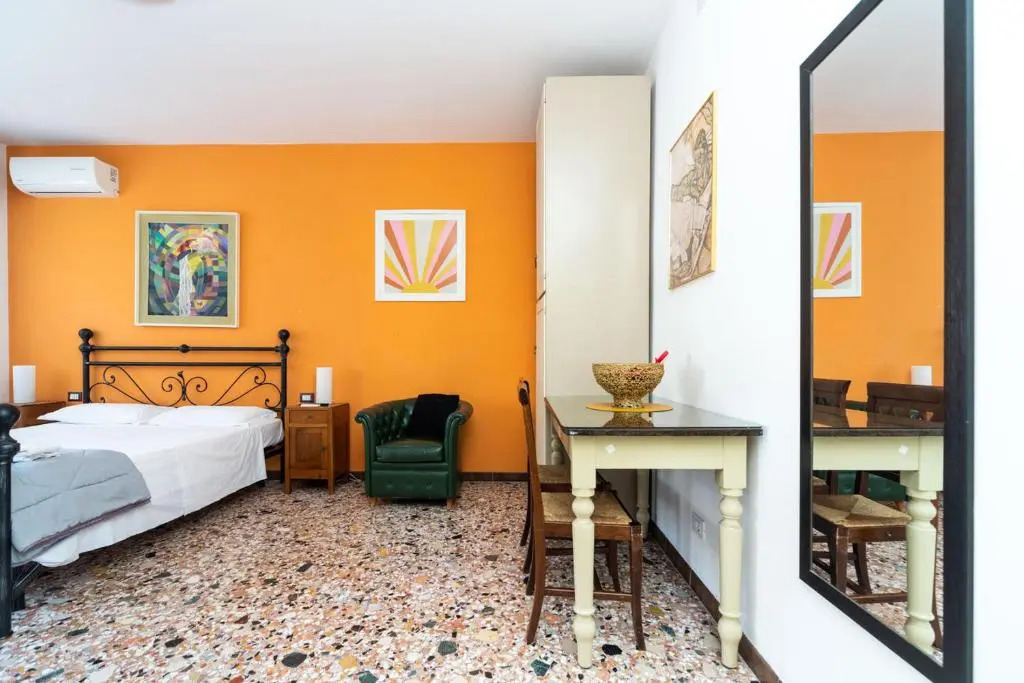 Monti Guesthouse