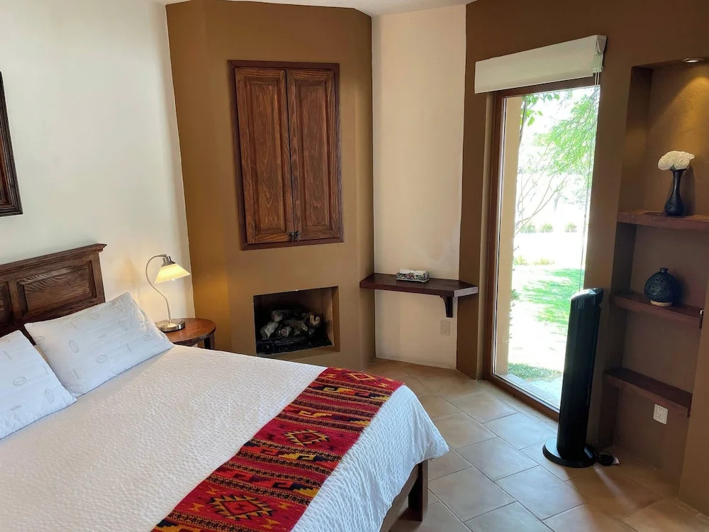 Serene Oasis in San Miguel de Allende 6-bedroom Villa With Hot Tub