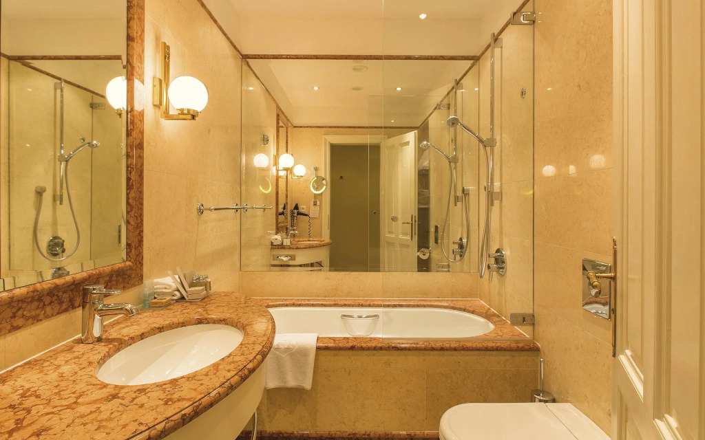 Le Palais Art Hotel Prague