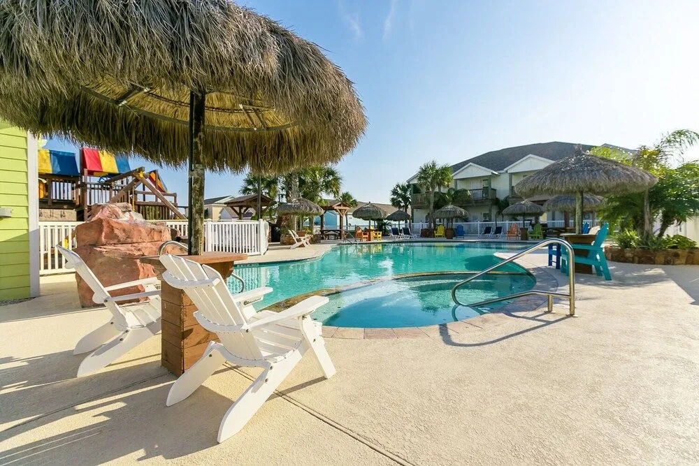 Rare 5BR Pirates Bay Condo by RedAwning