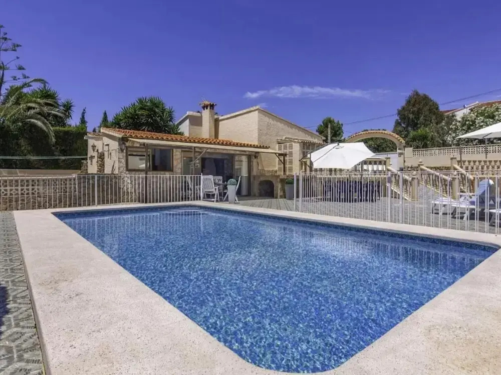Charming Holiday Home in Calpe With Barbeque