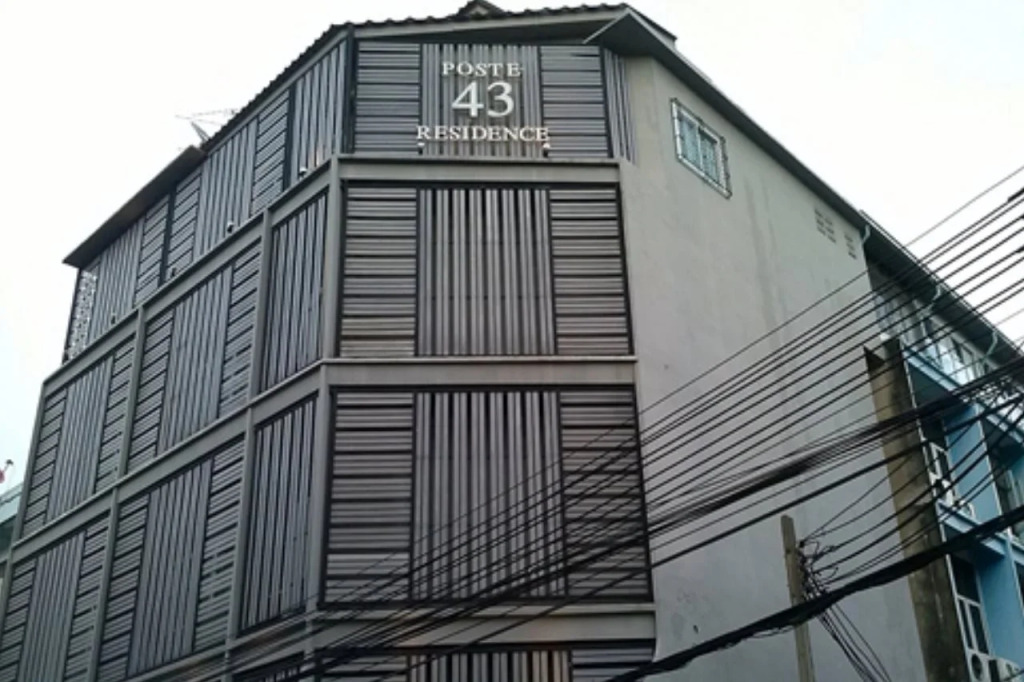 Poste 43 Residence