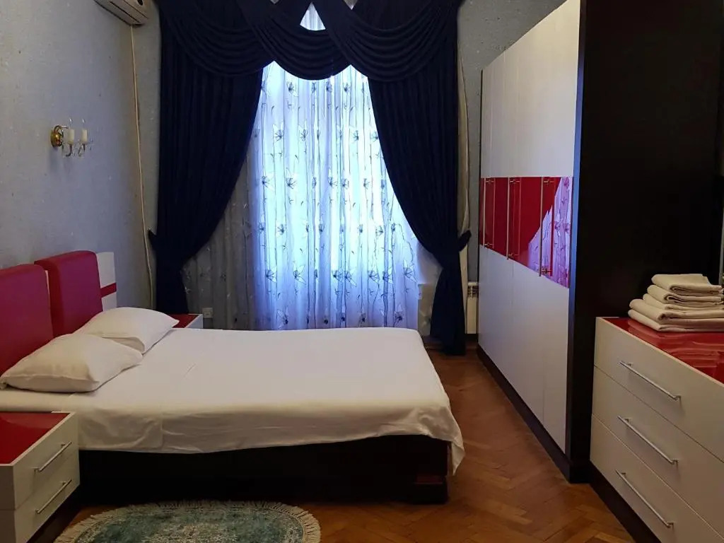 Deluxe Formula Apartment on Nizami Street