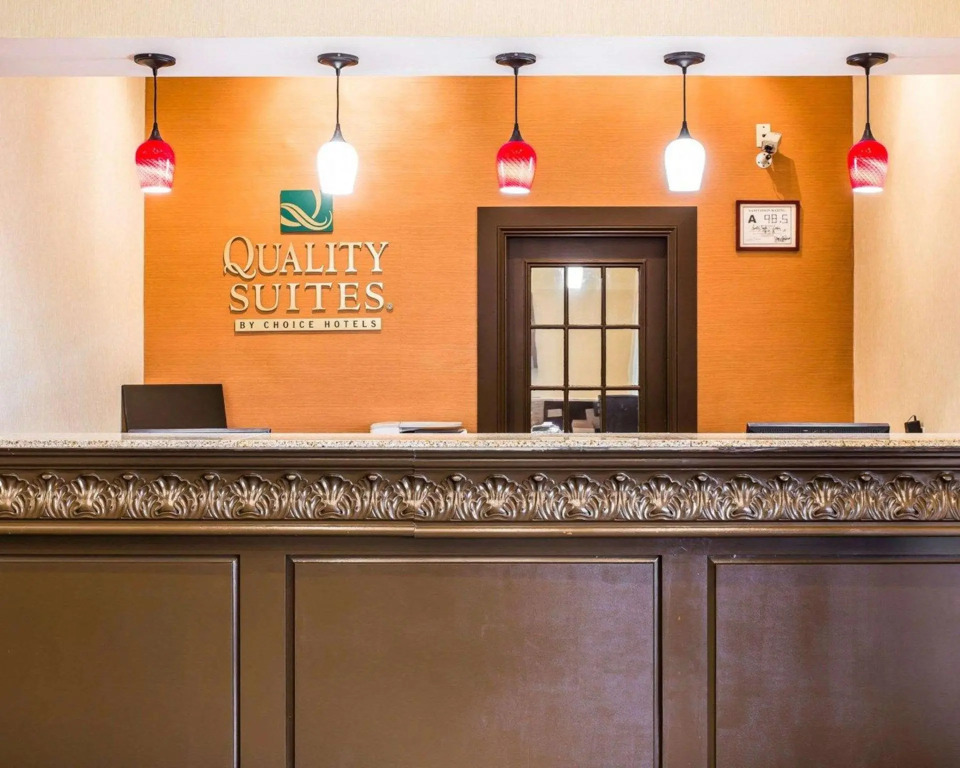 Quality Suites Hickory South