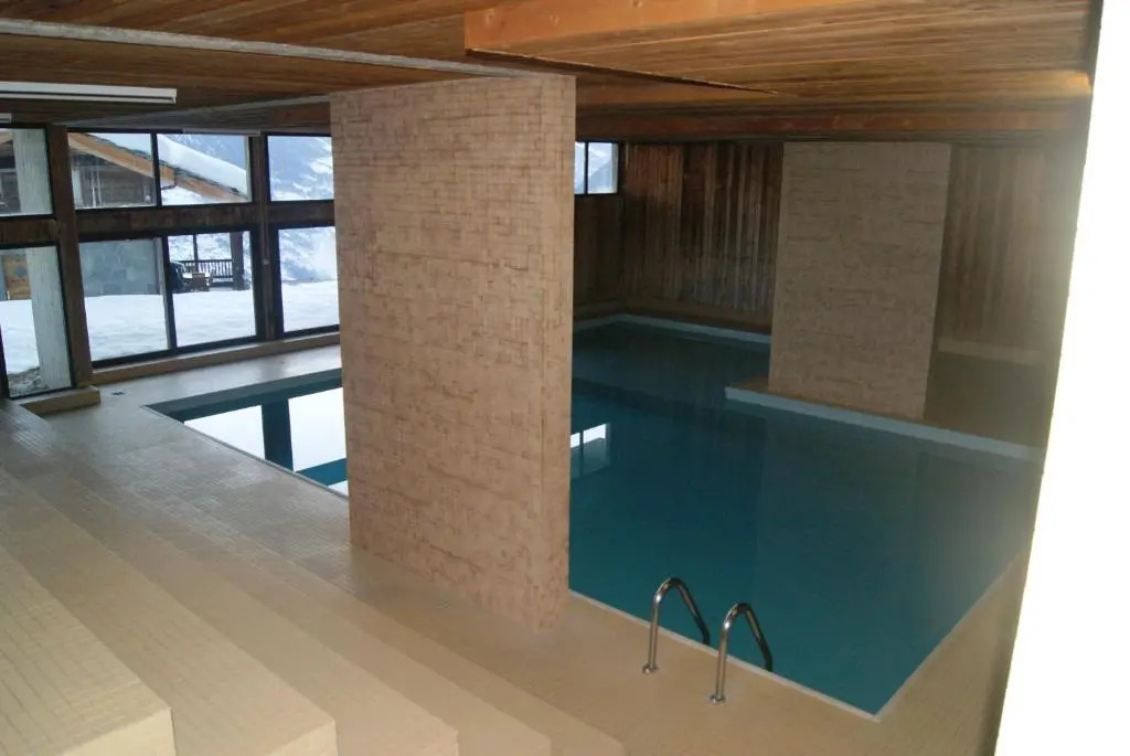 Les Collons1800- Bel appart 2pièces-4 pers-piscine-sauna-parking int-Wifi gratuit