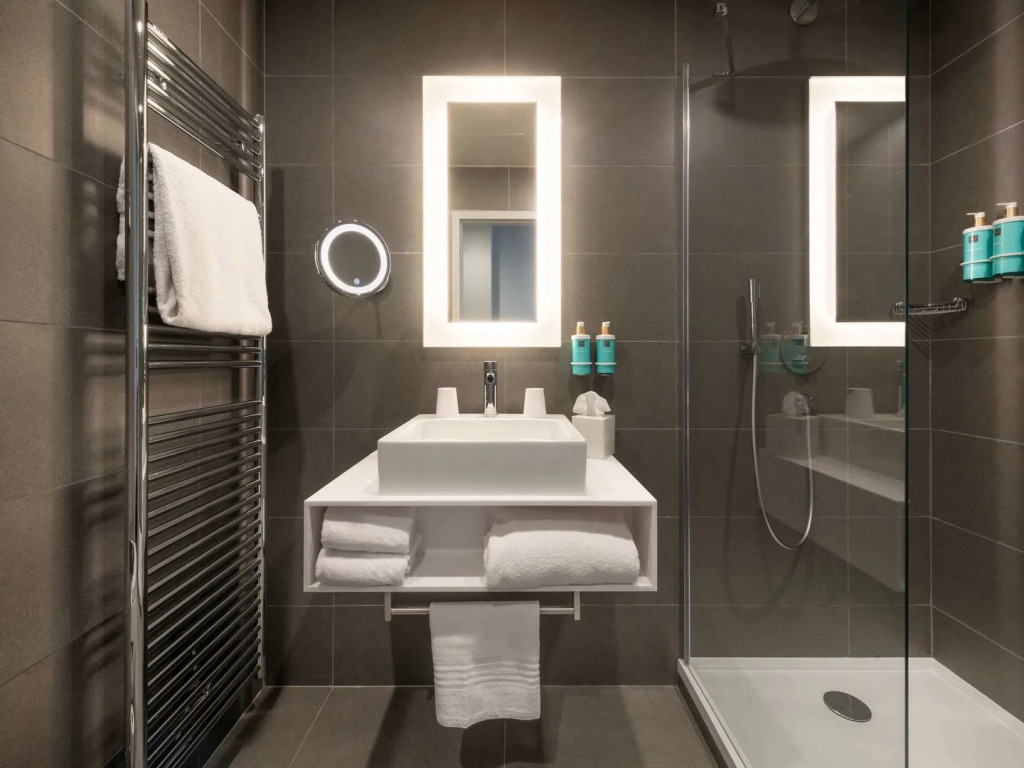 Отель Novotel Belleville Paris 20