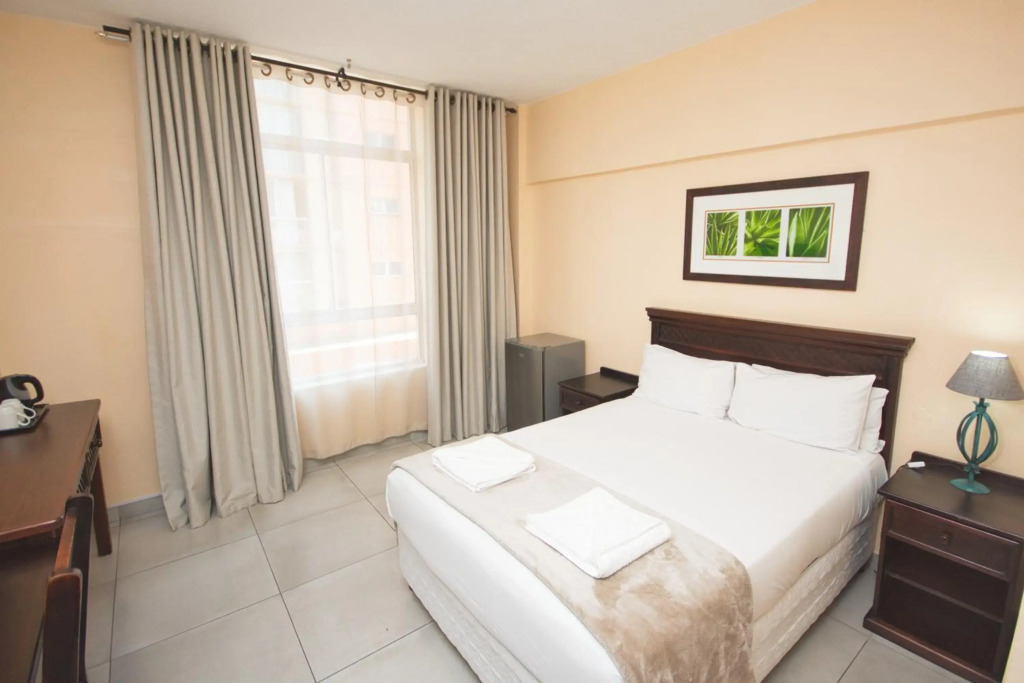 Gooderson Tropicana Hotel