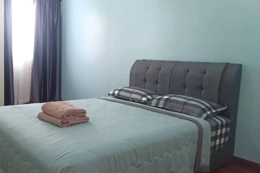 KS 80 Homestay 4R3B ~WiFi~ near Jetty