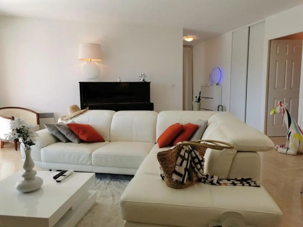 Appartement Cannes la Bocca, 3 pièces, 4 personnes - FR-1-609-12
