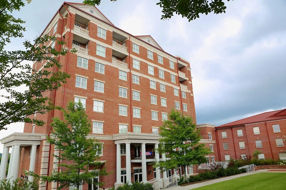 The Inn at Ole Miss