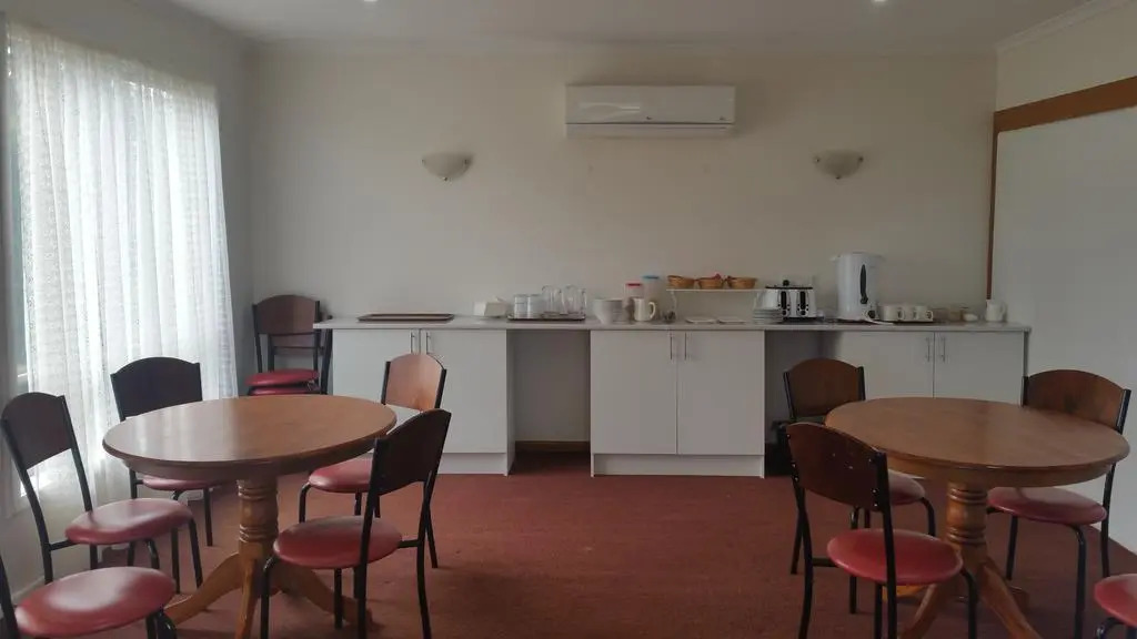 Kaniva Midway Motel