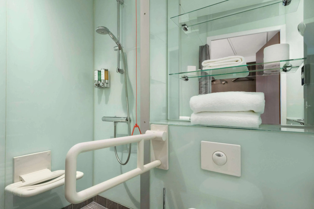 Ramada Encore by Wyndham Geneva