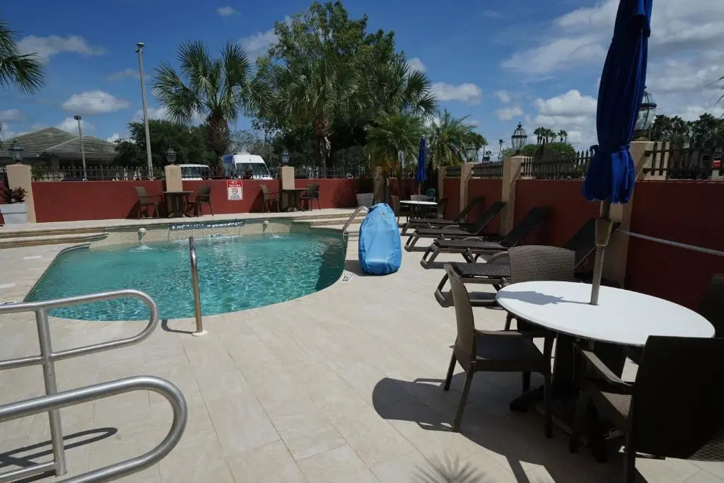 Holiday Inn Express Hotel & Suites Tampa-Oldsmar by IHG