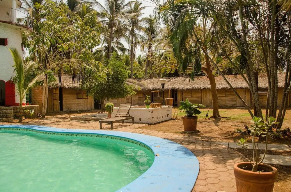 Alebrijes Surf House - Adults Only