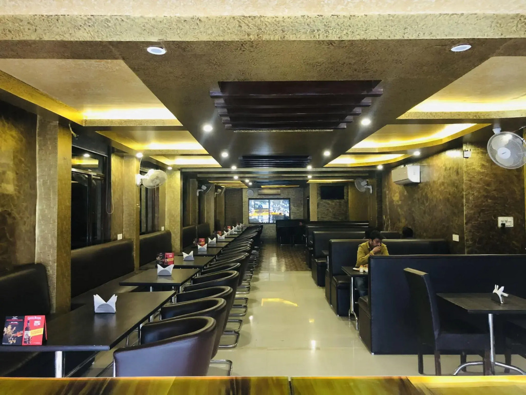 OYO Premium Bahadrabad Haridwar