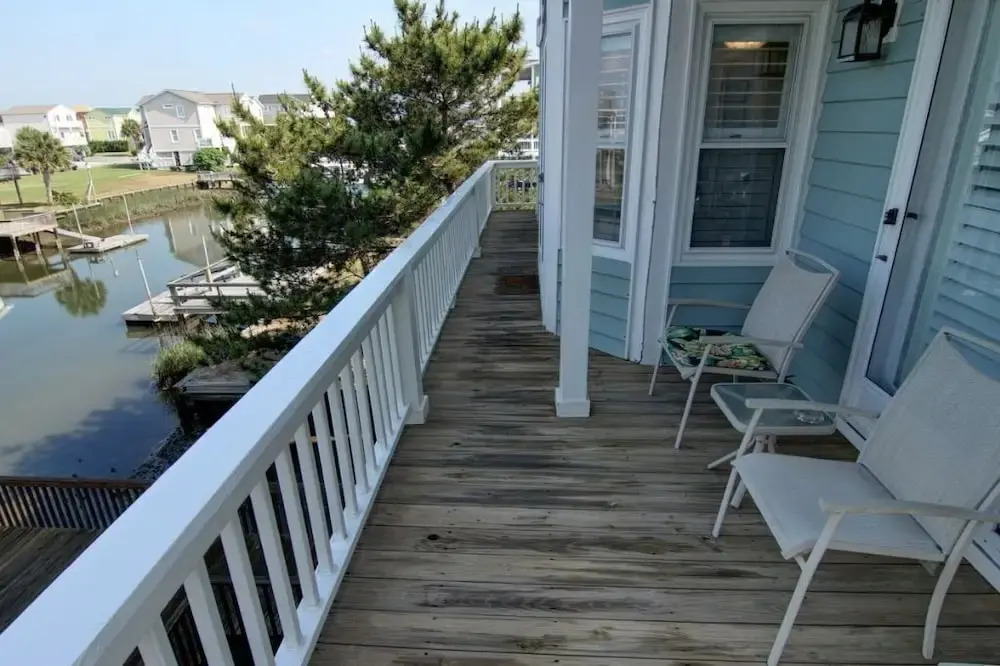 Turtle Cove (formerly Fiddler's Green) 4 Bedroom Home by RedAwning