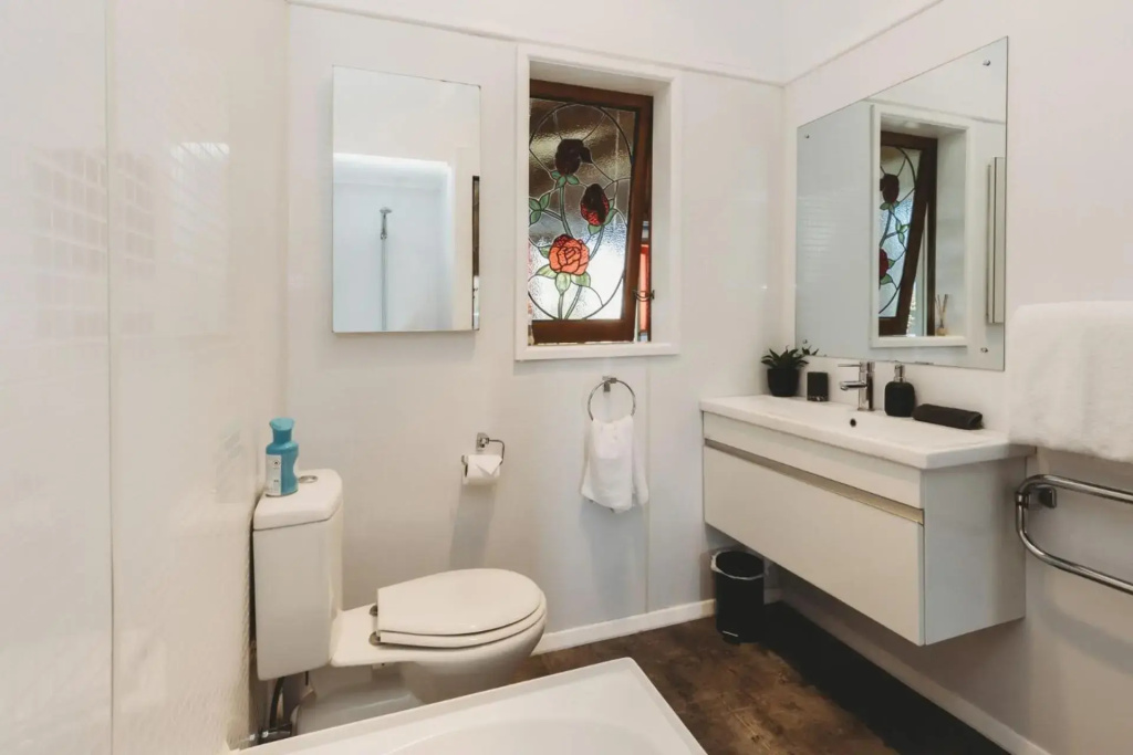 Ropiha Retreat - close to Fitzroy Beach paradise