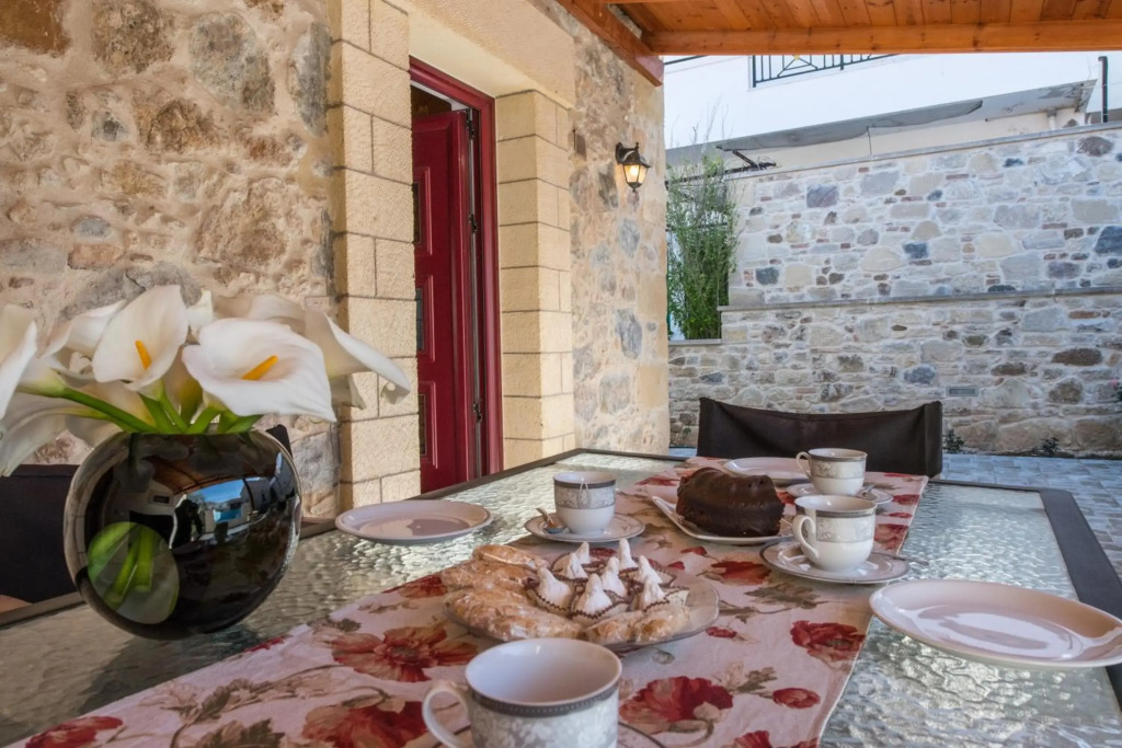 PRIVATE Sapphiros Villa