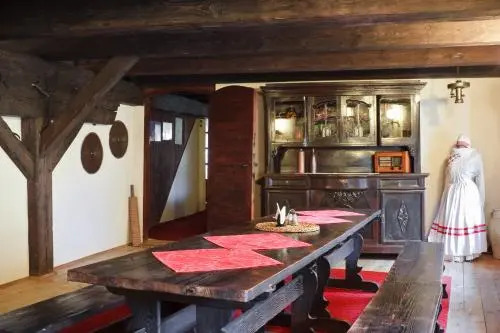 SHotels przy Restauracji Stodoła
