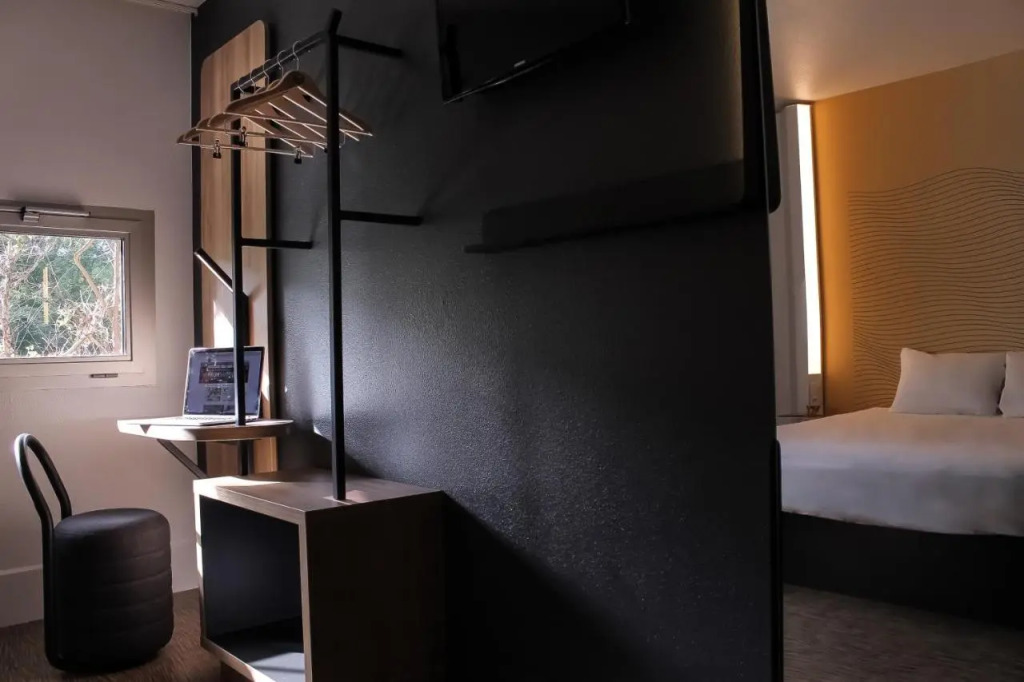 B&B HOTEL Lille Villeneuve dAscq Grand Stade 3 étoiles