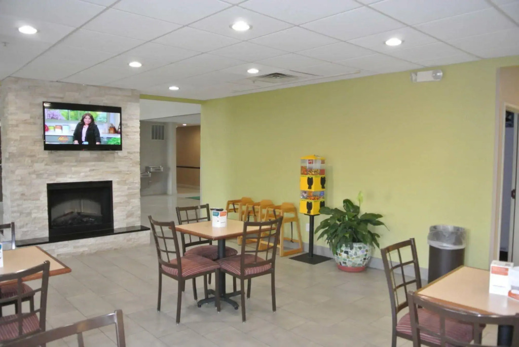 Quality Inn and Suites Arnold - St Louis