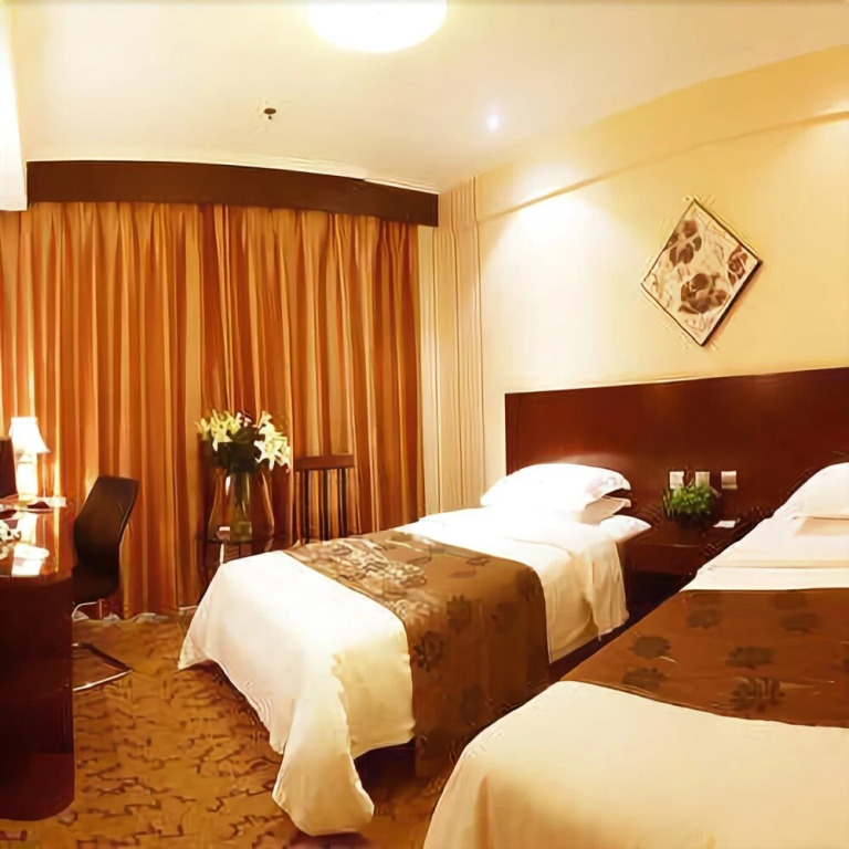 Yuhua Hotel