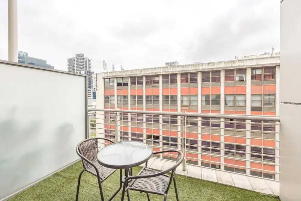 Modern 1 Bedroom in De Waterkant With Table Mountain Views